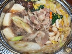 -8PINTS八品脱·日料·烧鸟·精酿小酒馆(莘庄店)
