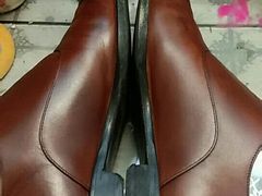 -京伟修鞋洗鞋奢侈品皮具护理店