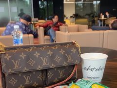 -奔驰上海利星(七宝店)