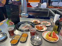 -哈哈碳都·牛肋条无限自助烤肉(台江万达店)