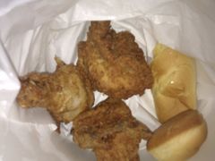 全家桶-肯德基(八里台店)