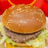 只有这样的🍔才能称之为我心中的汉堡之王！！