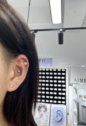 -AI艾耳·专业手工耳洞·穿孔美学馆