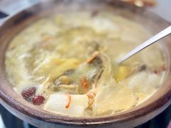 港迹花胶鸡金汤-港迹·鲜围煮海鲜火锅(湖州时代广场店)