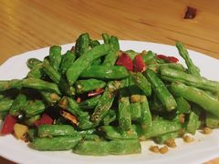 -唐伯虎新派湘菜馆(石夏时代广场店)