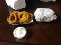-The Habit Burger Grill 哈比特汉堡(爱琴海店)