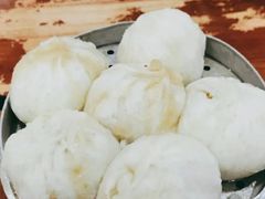 -胡成记口蘑龙眼包子(盐道街店)