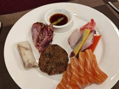 -飨食汇全日制餐厅·昆山皇冠假日酒店(九方店)