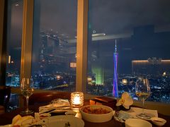 -广州柏悦酒店·悦吧·顶楼露天酒吧