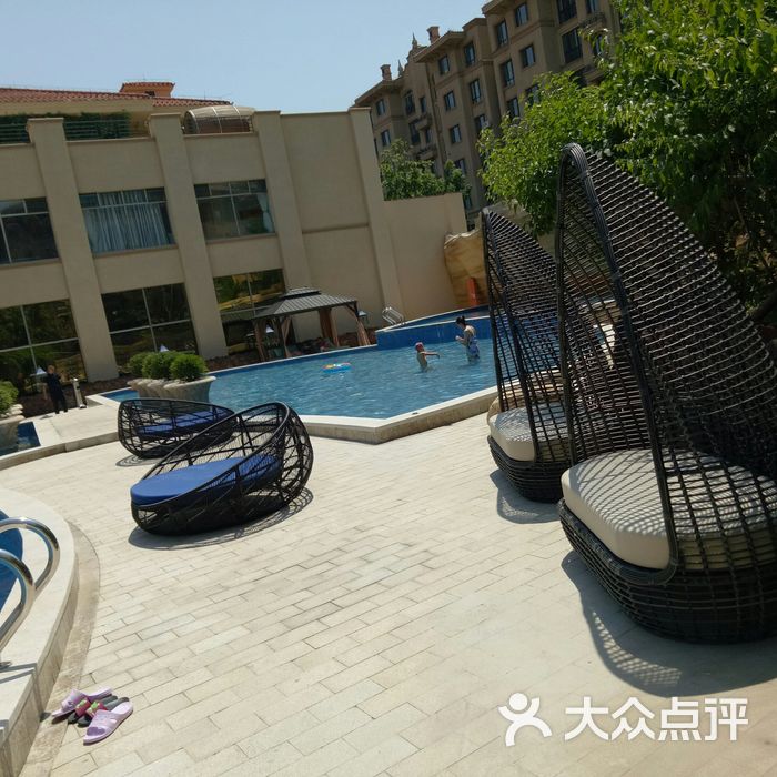 摩力圣汇温泉洗浴