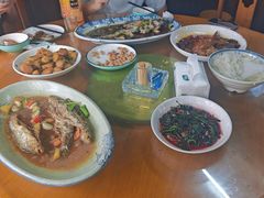 -芦茨金富饭庄·25年老字号·专做稻草鸡
