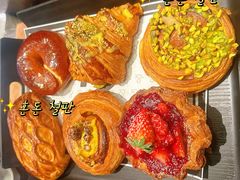 -BUTTERFUL&CREAMOROUS 黄油与面包(三里屯太古里店)