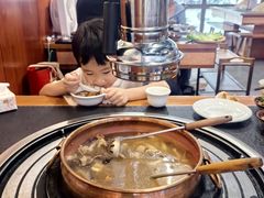 -阿山卓·野生菌火锅·纳西火塘烤肉