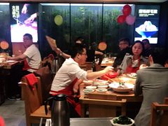 -潮火锅·麻辣牛肉火锅(观音桥方圆·LIVE店)
