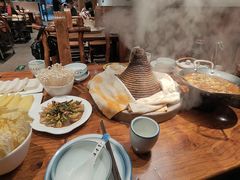 -滇香肴·云南菜蒸汽石锅鱼(云南北路店)