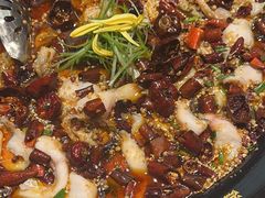-渔语鱼新川菜Bistro(万象天地店)