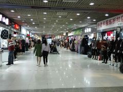 -兴旺欧韩城(上海兴旺国际服饰城店)