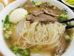 -马德元纯汤牛肉面(太奥广场店)