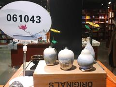 -新华书店(印象城店)