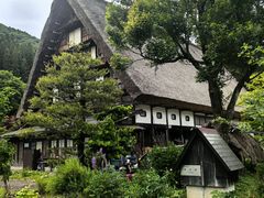 -白川乡与五箇山的合掌构造村落