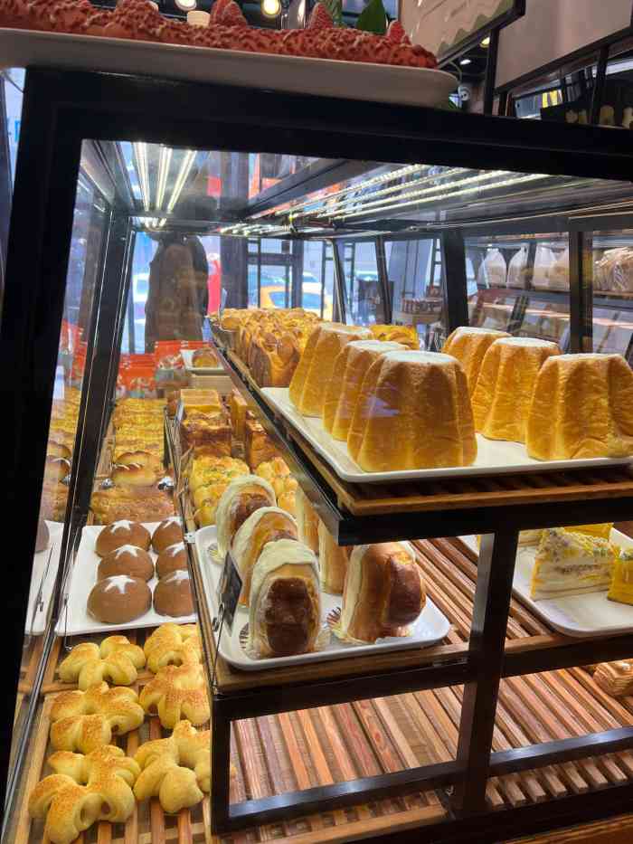 tasty精点味道(和平广场店)-"经典土司好好吃,蛋糕味道也棒,很鲜嫩,服