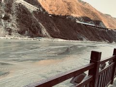 -汉中石门栈道风景区