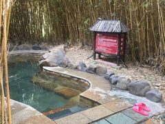 -森波拉火山温泉