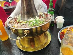 -撒拉人家.酸菜牦牛肉火锅