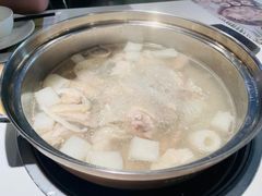 -烹然四季椰子鸡火锅(姚家园万象汇店)
