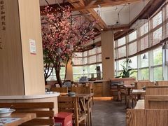 大堂-蜜桃餐厅·伴山(湖滨商业街店)