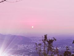 -鬼笑石后山停车场
