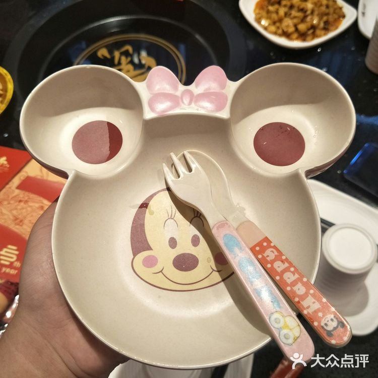 依旧对这个城市无比的喜爱，因为真的留得住人！