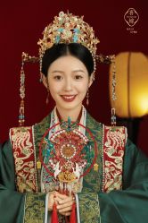 -巴黎婚纱摄影工作室