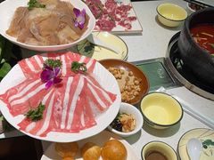 -贵府酸汤牛肉火锅·贵州老字号(飞山街店)