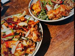-Cuc Gach Quan Restaurant