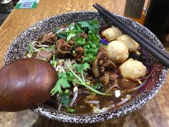 辣子鸡米线-苗八碗米线