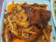 乐乐烧带鱼-乐乐餐厅(湘子庙街店)