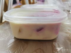 -壹心榴莲千层蛋糕甜品店