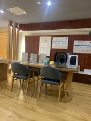 -涂tu指甲日式美甲美睫店
