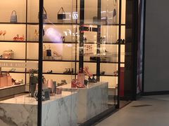 -CHARLES&KEITH(乐峰广场店)