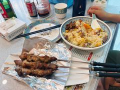 -汗腾格里·风味餐厅(新疆驻京办店)