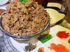 豪华五层牛肉饭-二丁目食堂(铁西星摩尔店)
