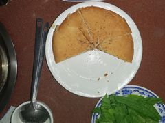 -东巴谷野生菌火锅餐厅