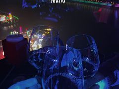 -大连君悦酒店 · VIVA(星海广场店)