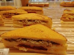 -好利来(上海长宁龙之梦店)