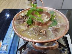 牦牛肉火锅-藏味八珍特色火锅