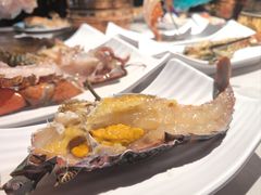 -雍容荟帝王蟹活龙虾展台自助(IFS黑金店)