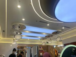 -CE·专业蛋白•羽毛接发·潮色烫染品牌店