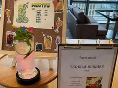-上海漕河泾万丽酒店