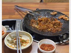 -城山辣炒黑猪肉